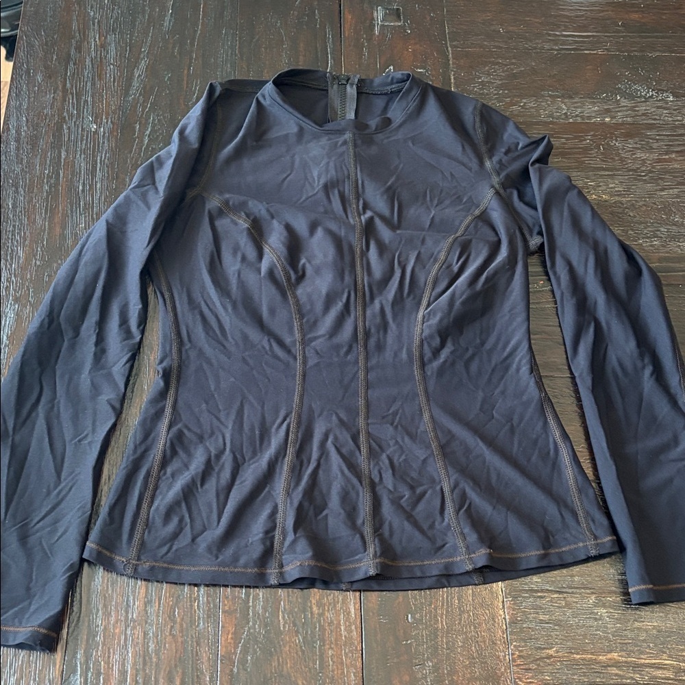 Everything but water high neck rash guard - Picture 2 of 7